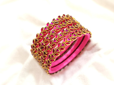 VNHANDICRAFTS Fabric Bangle(Pack of 4)