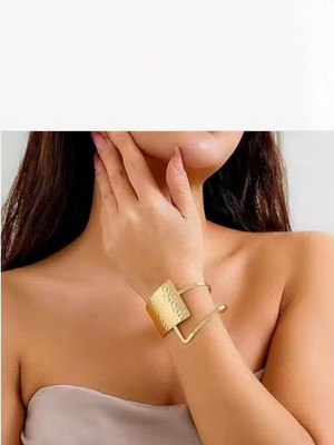 Samridhi DC Alloy Cuff