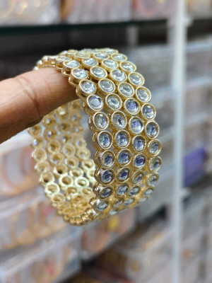 Gyaan Jewels Brass Bangle(Pack of 4)