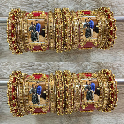 Pavisha Creation Metal Bangle Set