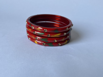 Karaavi Glass Crystal Bangle Set(Pack of 4)