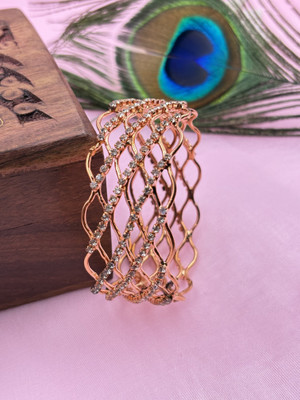 AMRITIYA Brass Brass Bangle Set