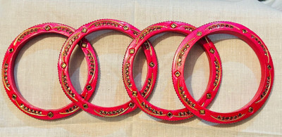 DUAA FASHIONS Lac Bangle Set(Pack of 4)