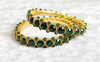 AASTHAS COLLECTIONS Metal Gold-plated Bangle Set(Pack of 2)