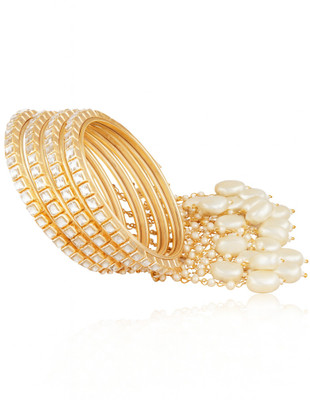 GC PREMIUM JEWELLERY Brass Gold-plated Bangle Set(Pack of 4)