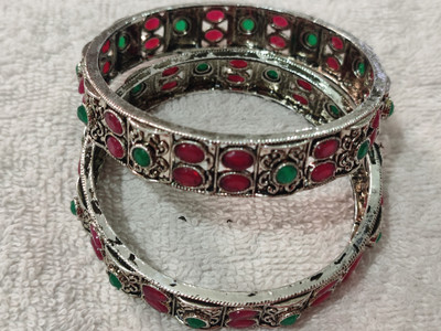 KAMAAKSHI FASHION COLLECTIONS Oxidised Silver Emerald, Ruby Sterling Silver Bangle Set(Pack of 2)