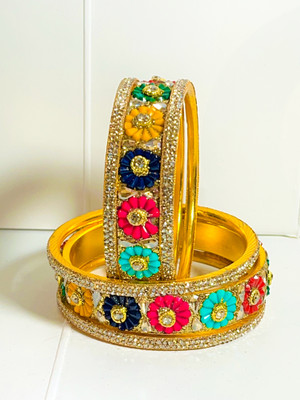 CRYSTALDESIGNS Brass Gold-plated Bangle Set(Pack of 6)
