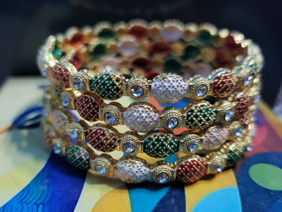 Mayanshi Metal Opal Gold-plated Bangle Set(Pack of 4)