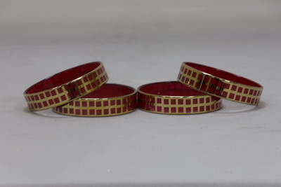 Saras Aajeevika Glass Bangle Set(Pack of 4)