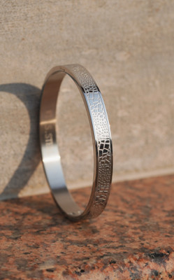 World jewels Stainless Steel Kada