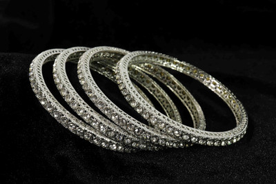 ZULKA Metal Bangle Set(Pack of 4)