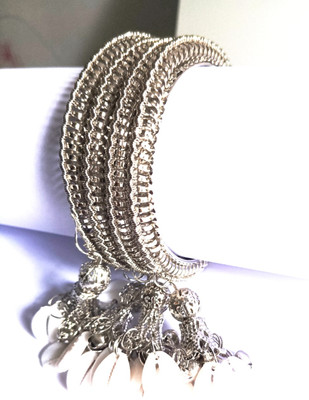 UMASHRISTORES Alloy Silver Bangle Set(Pack of 4)