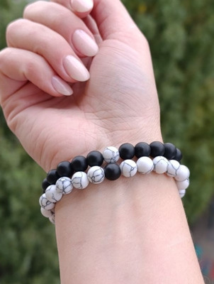 Neerajyoti Howlite, Crystal Bracelet