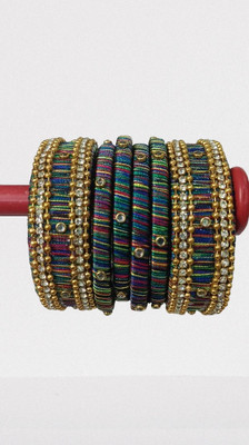 varnika lace house Plastic Crystal Bangle Set