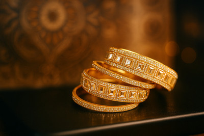 NAMAN Metal Gold-plated Bangle Set(Pack of 4)