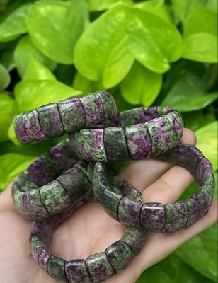 GemVastu Stone Crystal Bracelet