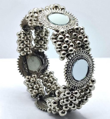 Samridhi DC Alloy Silver Kada