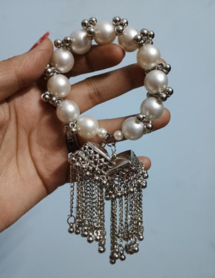 Samridhi DC Alloy Silver Kada