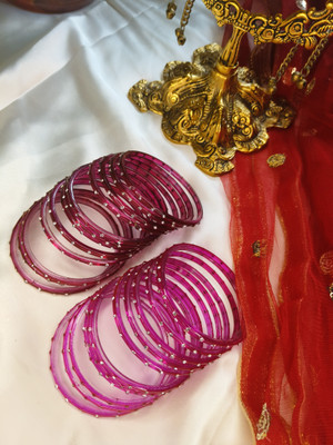 EvaraAristo Glass Bangle Set(Pack of 2)