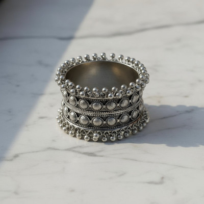 OxidiseBracelet Alloy Silver Coated Bangle