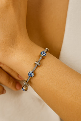 Akaaira Stainless Steel Silver Bracelet