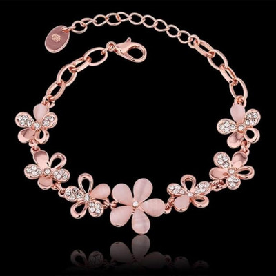 DN Creation Metal Bracelet