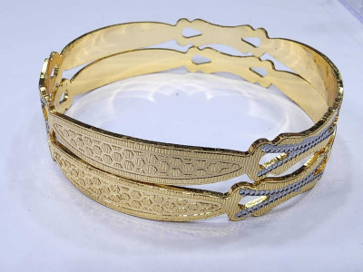 ZEYRA Info Metal Bangle Set(Pack of 2)