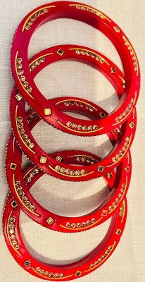 DUAA FASHIONS Lac Bangle Set(Pack of 4)