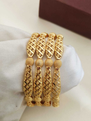 Kriva Trading Alloy Gold-plated Bangle(Pack of 4)