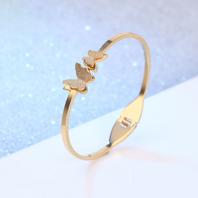 MYKI Stainless Steel Cubic Zirconia Gold-plated Kada