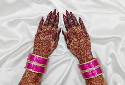 HouseOfCommon Plastic Bangle Set