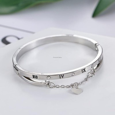 TheVineGirl Alloy Silver Bracelet