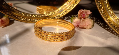 Zoomscollection Alloy Gold-plated Bangle Set(Pack of 4)