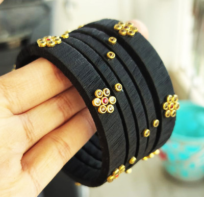 sreearts Plastic Bangle Set