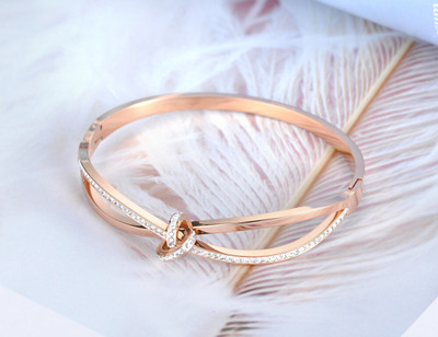 MYKI Stainless Steel Cubic Zirconia Gold-plated Kada