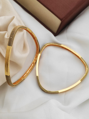DH Brass Cubic Zirconia, Diamond Gold-plated Bangle(Pack of 2)