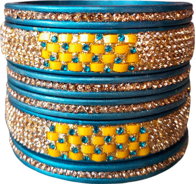 RADHIKAA FASHIONS Lac Crystal Bangle Set(Pack of 6)