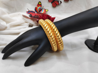 Prasansha Enterprises Brass Gold-plated Bangle Set(Pack of 2)