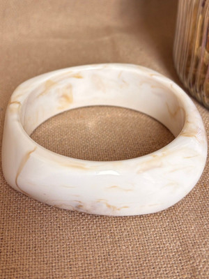 Niska Plastic Bangle