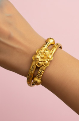 MSN Brass Gold-plated Charm Bracelet