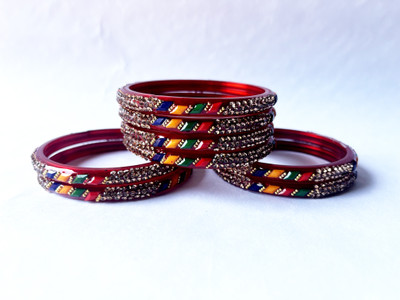 Karaavi Glass Crystal Enamel Bangle Set(Pack of 8)