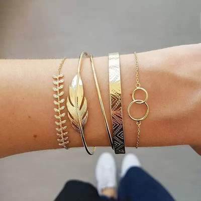 TheVineGirl Alloy Gold-plated Bracelet Set(Pack of 5)
