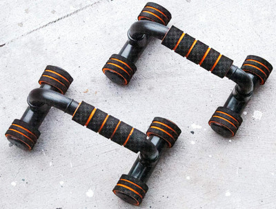 SIXTEEN Push-Up Bar Workout Stand with Comfort Grip/Ergonomic Angle Foam Handles Push-up Bar(Multicolor)