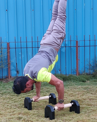 Calistreet workout Wooden Parallettes - Pushup Bar,Calisthenics parallettes(45* 18* 18, cm)(black) Parallel Bar