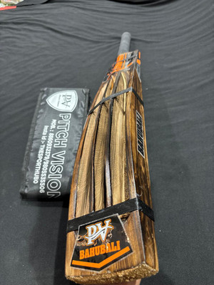 EWSPORTS Fighter Bahubali Edition Hard Hitting Cricket Bat Kashmir Willow Cricket  Bat For 15+ Yrs(1 kg)