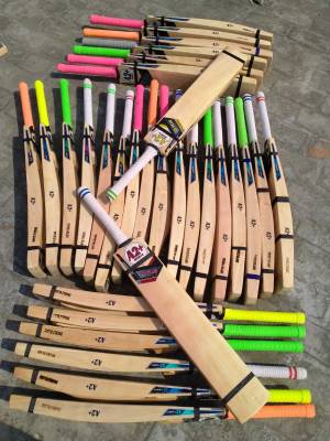 RED MOK A2 Plus Player Edition Size 35 Inches Kashmir Willow Cricket  Bat