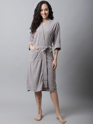Buy Short Night Dress  Full Sleeves Robe Set in Maroon Satin Online  India Best Prices COD  Clovia  NS0799P09