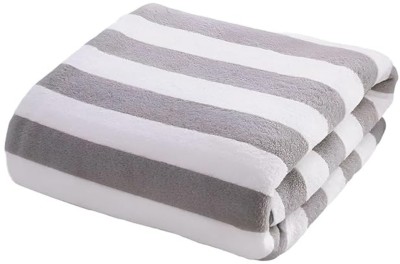 MAXOSHINE Microfiber 350 GSM Bath Towel