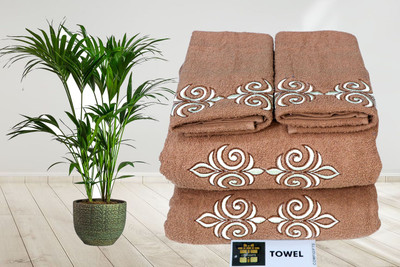 COMFIGIFTS Cotton 370 GSM Bath Towel Set(Pack of 4)