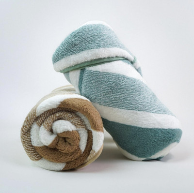 Dreamshop Microfiber 300 GSM Bath, Beach, Hair, Sport Towel